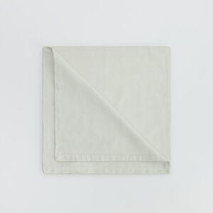 Tablecloths napkins